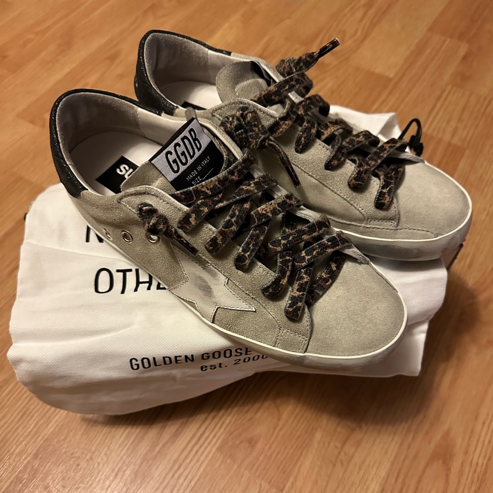 Golden Goose Sneakers